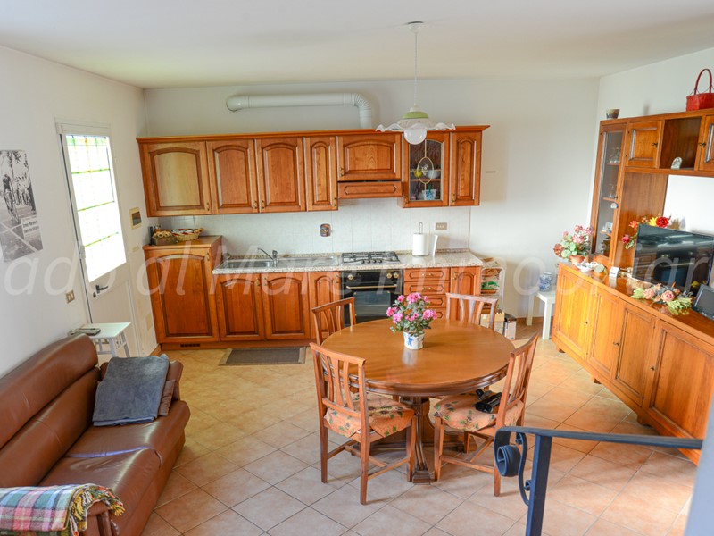 Casa Indipendente in Vendita a Quiliano, zona Roviasca, 175'000€, 75 m²