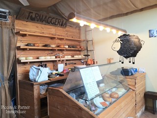 Attività commerciale in Vendita a Montepulciano, 30'000€, 50 m², arredato