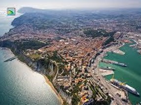 Terreno edificabile in Vendita a Ancona, 700'000€, 1430 m²