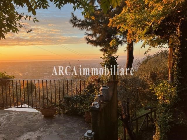 Casa di corte in Vendita a Pietrasanta, zona Solaio, 650'000€, 110 m²
