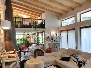 Villa in Vendita a Pietrasanta, 1'500'000€, 240 m²