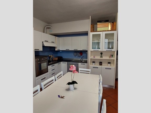 Casa Semi Indipendente in Vendita a Massa, zona Marina Di Massa, 469'000€, 120 m²