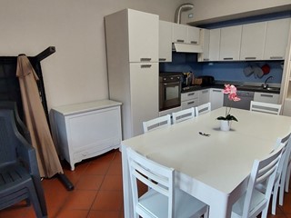 Casa Semi Indipendente in Vendita a Massa, zona Marina Di Massa, 469'000€, 120 m²