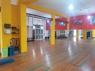 Immobile commerciale in Vendita a Siracusa, zona Tisia Tica Zecchino, 230'000&euro;, 280 m²