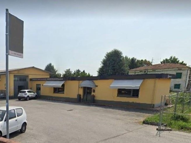 Ufficio in Vendita a Capannori, zona Lammari, 130'000€, 90 m²