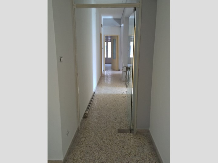 Appartamento in Vendita a Siracusa, zona Tisia Tica Zecchino, 110'000€, 120 m²