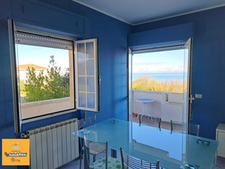 Quadrilocale in Vendita a Fossacesia, zona Fossacesia Marina, 115'000&euro;, 90 m², arredato