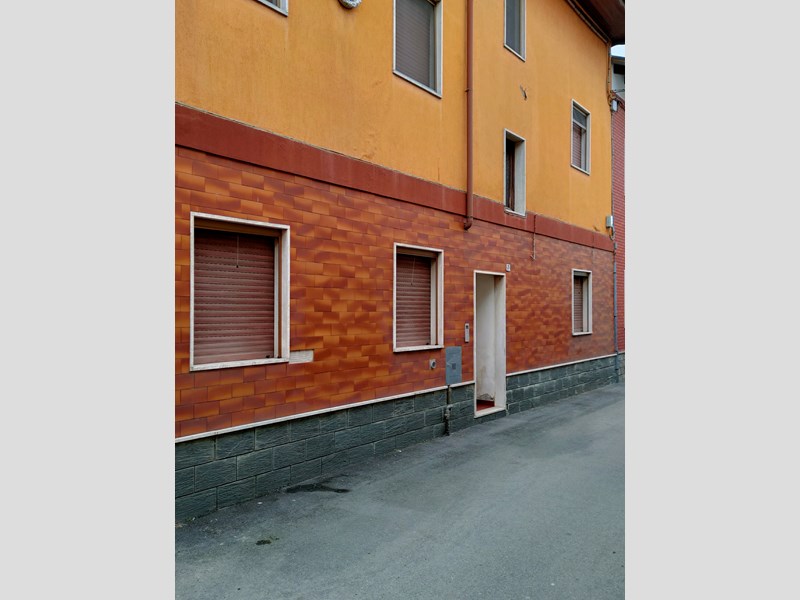 Casa Semi Indipendente in Vendita a Villata, 68'000€, 190 m², con Box