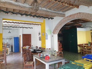 Attività commerciale in Affitto a Livorno, zona Ardenza, 1'500€, 120 m²