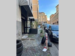 Immobile commerciale in Affitto a Velletri, zona centrale, 500€, 55 m², arredato