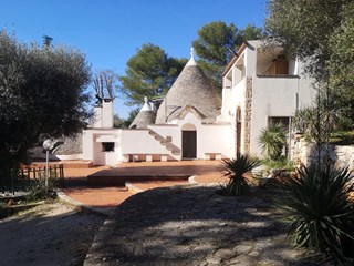 Trullo in Affitto a Ceglie Messapica, zona Contrada Angelo di Maglie , 70 m², arredato