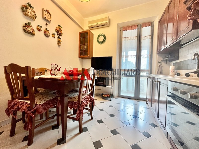 Quadrilocale in Vendita a Pontedera, 160'000€, 85 m²