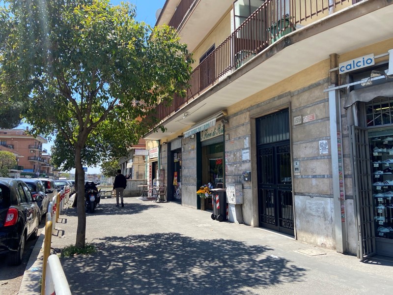 Negozio in Vendita a Roma, 138'000€, 48 m²
