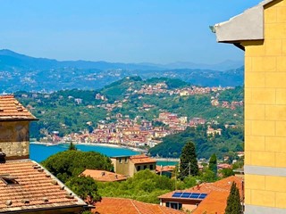 Trilocale in Vendita a Lerici, zona La Serra, 235'000&euro;, 60 m²
