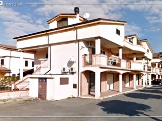 Appartamento in Vendita a Villapiana, zona Villapiana Lido, 150'000€, 155 m², arredato