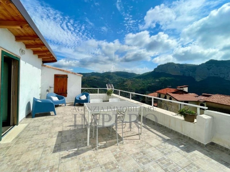 Casa Semi Indipendente in Vendita a Ventimiglia, zona Seglia, 139'000€, 70 m²