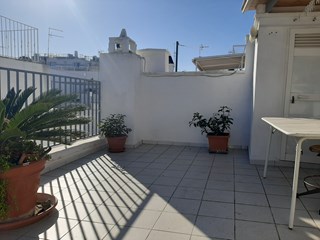 Casa Indipendente in Vendita a Ostuni, zona Piazza  S. Oronzo , 198'000€, 100 m²
