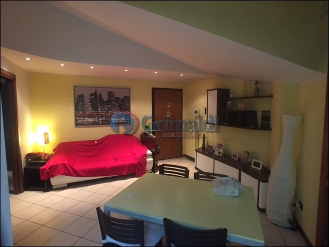Trilocale in Vendita a Sedriano, 143'000€, 85 m²