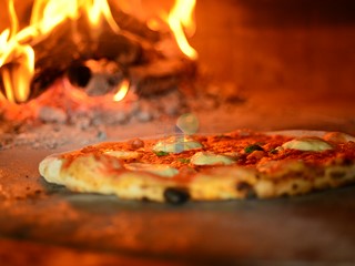 Attività commerciale in Vendita a Livorno, zona Nord, 40'000&euro;, 350 m²