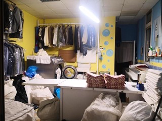 Attività commerciale in Vendita a Serra Riccò, zona Pedemonte, 48'000€, 68 m²