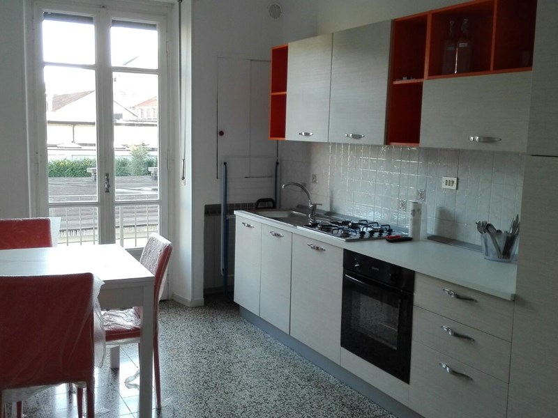 Trilocale in Vendita a Torino, zona san Paolo, 189'000€, 80 m², arredato
