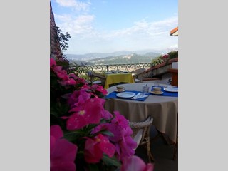 Casa Semi Indipendente in Vendita a Santo Stefano di Magra, zona Ponzano Superiore, 295'000€, 150 m²