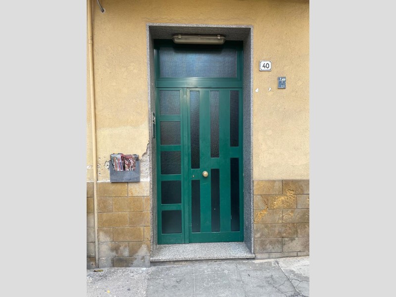 Trilocale in Vendita a Palermo, zona PERPIGNANO, 40'000€, 70 m²