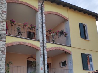 Monolocale in Affitto a Gavirate, zona centro, 450&euro;, 40 m², arredato