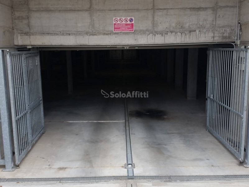 Box in Affitto a Legnago, zona Terranegra, 120€, 16 m², con Box