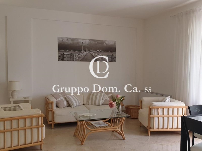 Quadrilocale in Affitto a Forte dei Marmi, 40'000€, 150 m², arredato