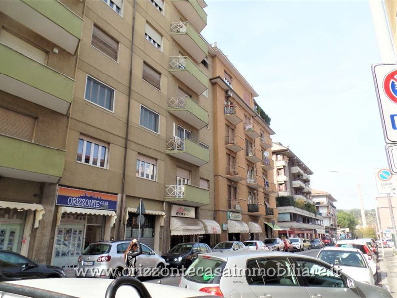 Appartamento in Vendita a Ascoli Piceno, zona Porta Maggiore, 149'000€, 125 m²