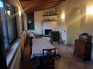 Appartamento in Vendita a Carrara, 275'000€, 182 m², arredato