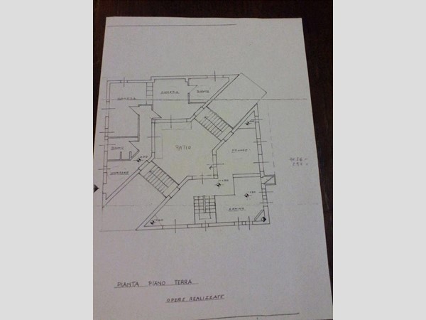 Villa in Vendita a Sarzana, 870'000&euro;, 363 m², con Box