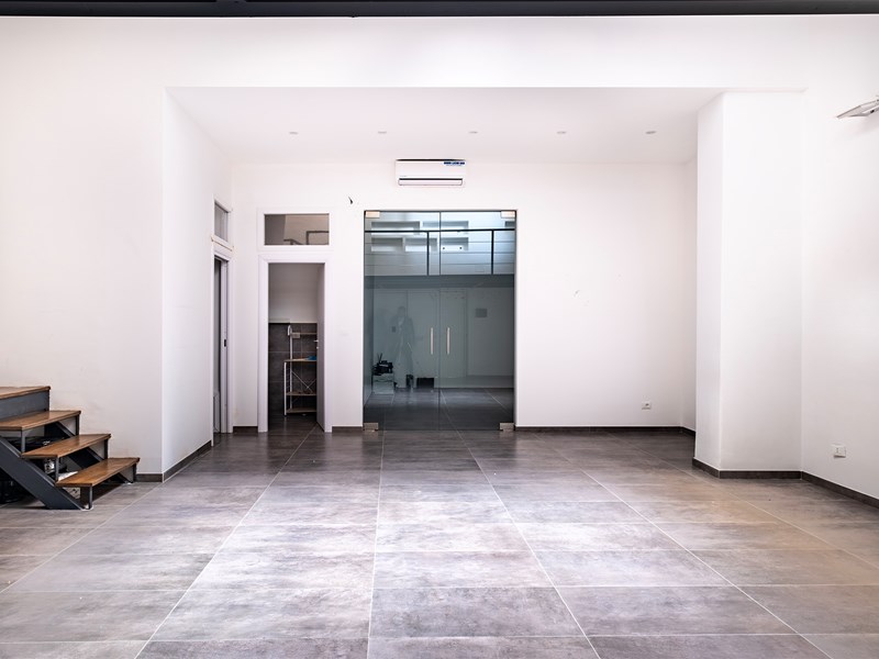 Immobile commerciale in Affitto a Palermo, zona Libertà, 700€, 90 m²