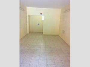 Immobile commerciale in Vendita a Siracusa, zona Tunisi Grottasanta, 50'000&euro;, 35 m²