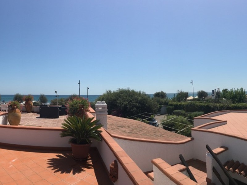 Villa in Vendita a San Felice Circeo, zona Residenziale, 2'200'000€, 219 m², arredato