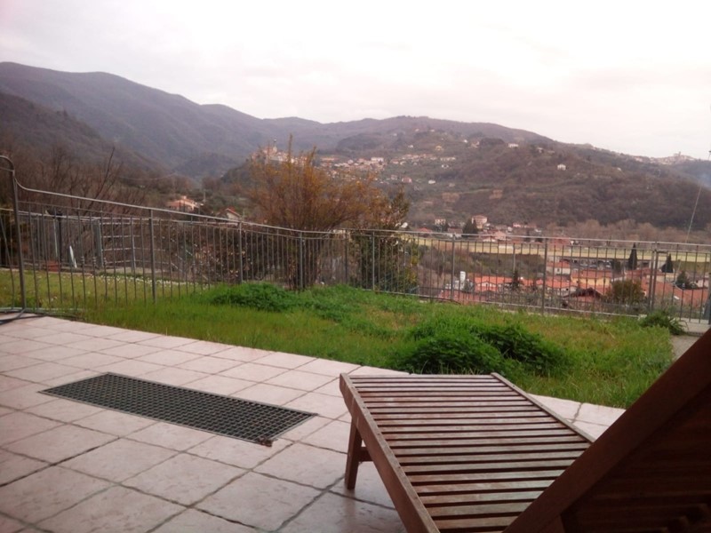 Casa Semi Indipendente in Vendita a Aulla, zona Albiano Magra, 150'000€, 59 m²