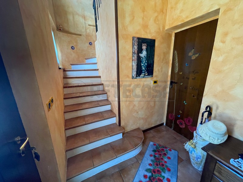 Appartamento in Vendita a Lestizza, 187'000€, 230 m², con Box