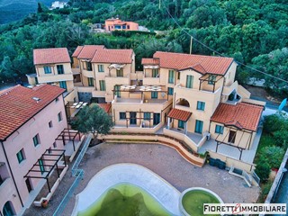 Trilocale in Vendita a Rio, zona Cavo, 180'000&euro;, 60 m², arredato