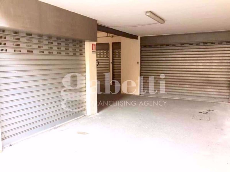 Box in Vendita a Arzano, 16'000€, 12 m²