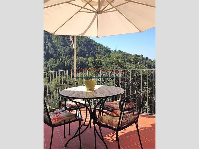 Casa Semi Indipendente in Vendita a Massa, zona Pariana, 330'000€, 120 m², arredato