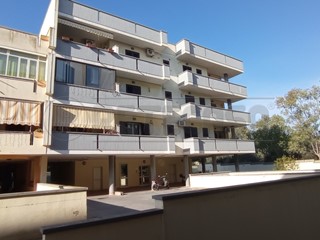Appartamento in Vendita a Gallipoli, 120'000&euro;, 100 m², arredato