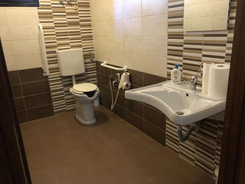 Casa Indipendente in Vendita a Bettona, zona passaggio, 95'000€, 210 m²