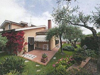 Villa in Vendita a Imperia, 950'000€, 220 m²