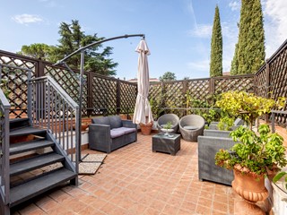 Trilocale in Vendita a Roma, zona Pisana, 450'000&euro;, 85 m²