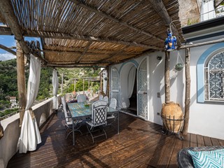 Villetta a schiera in Vendita a Maiori, zona Maiori, 1'850'000&euro;, 100 m²