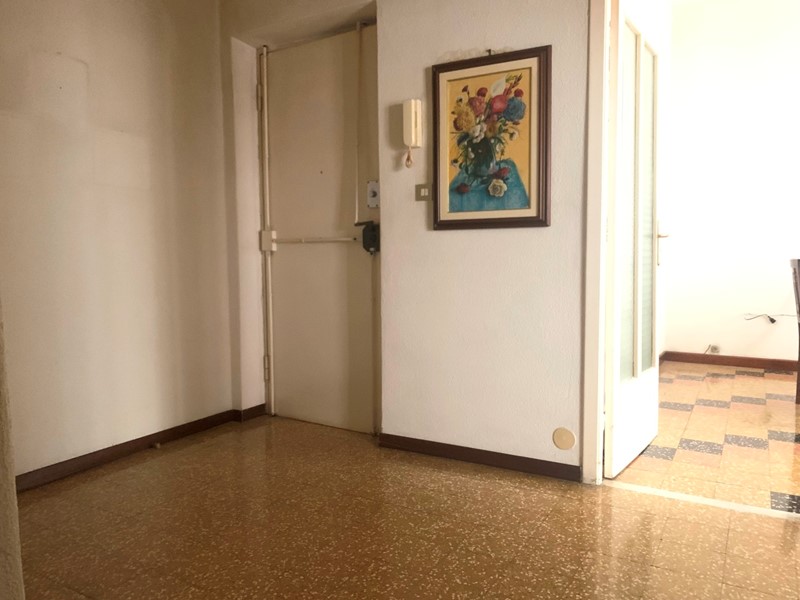 Trilocale in Vendita a Savona, zona Villapiana, 99'000€, 75 m²