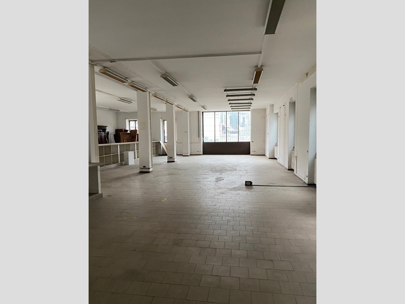 Casa Indipendente in Vendita a Como, 1'100'000€, 1400 m²