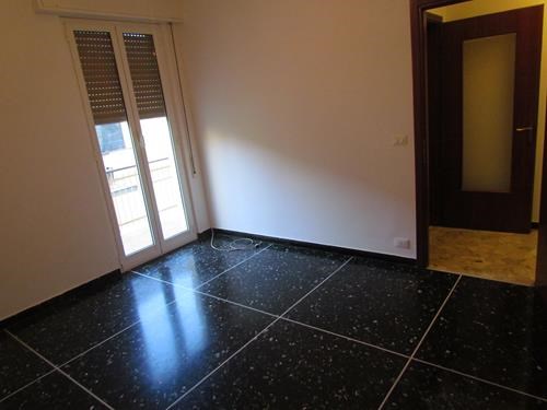 Trilocale in Vendita a Varazze, zona Parasio, 160'000€, 60 m²