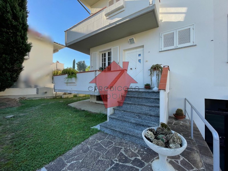 Villetta a schiera in Vendita a Empoli, 420'000€, 135 m²